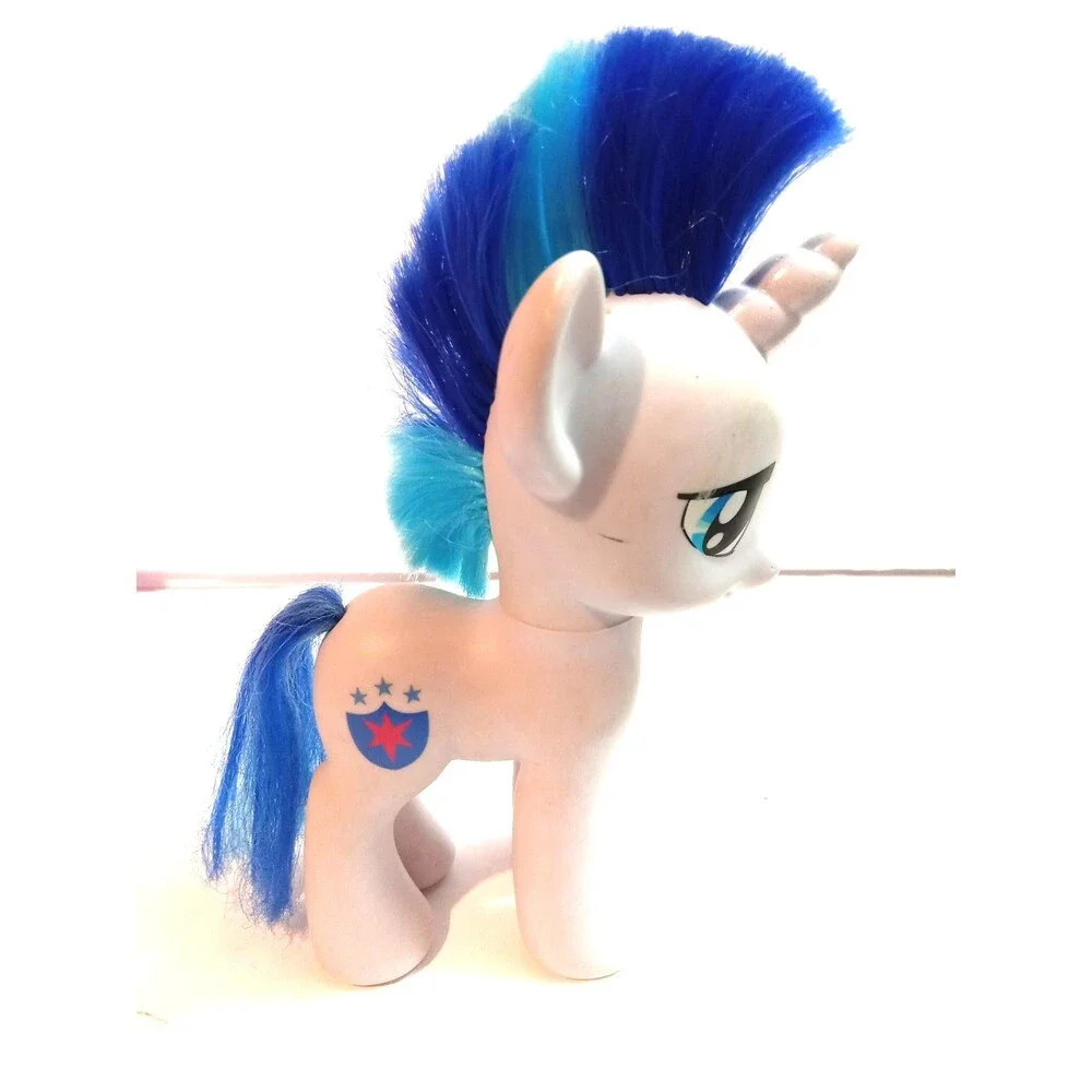 My little Pony Shining Armor Generation 4 Hasbro 2010
